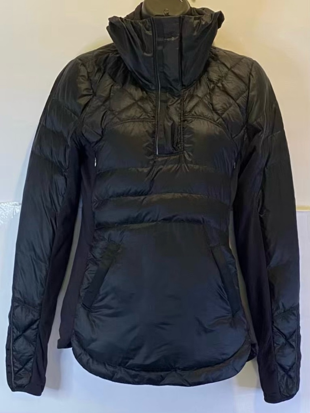 Lululemon Down for a Run Pullover Quilted Puffer Jacket Size 4 Black🖤✨